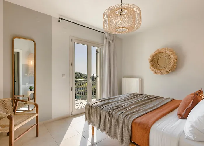 Alma Luxury Residences- Eos 3 * ЛГКФ